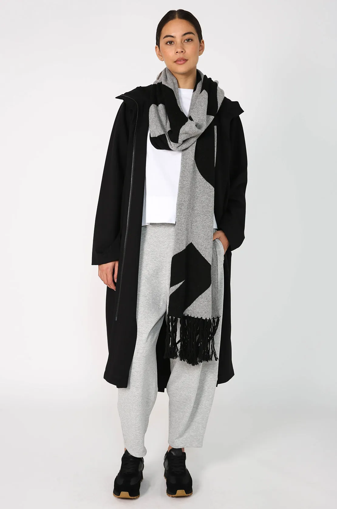 furthering track pant / grey marle