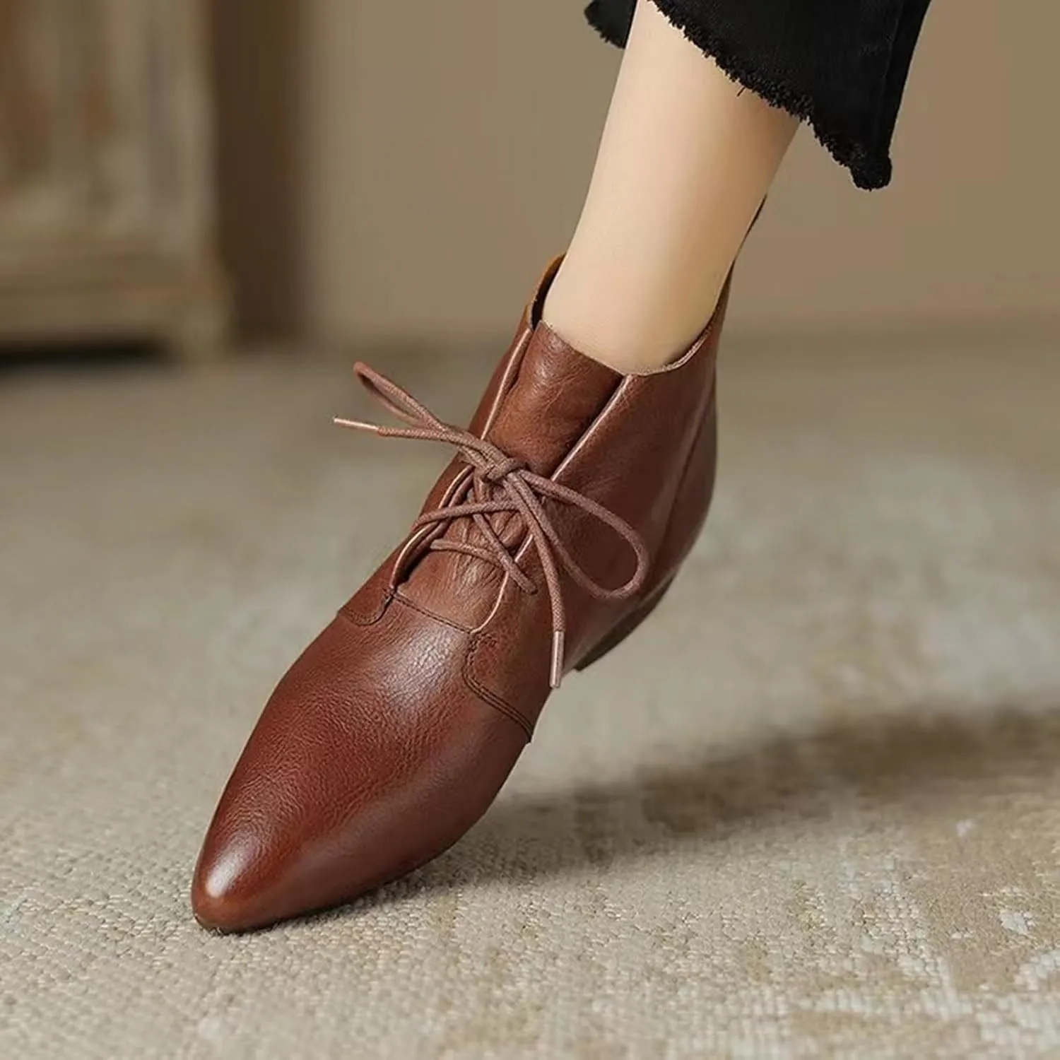 Low Heel Pointed Toe Lace Up Chukka Ankle Boots Flats Fall Winter Booties Casual Dress Shoes Slip On Walking Shoes