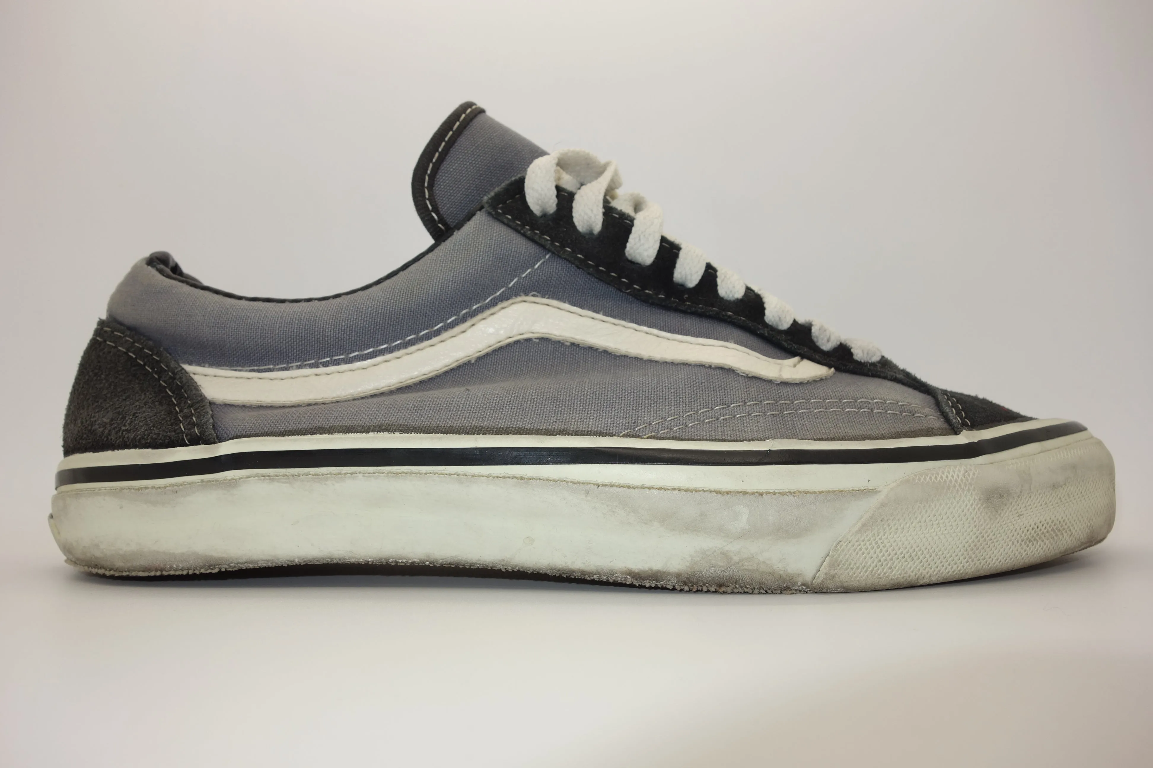 vintage van's style #36 ~ US9 ?